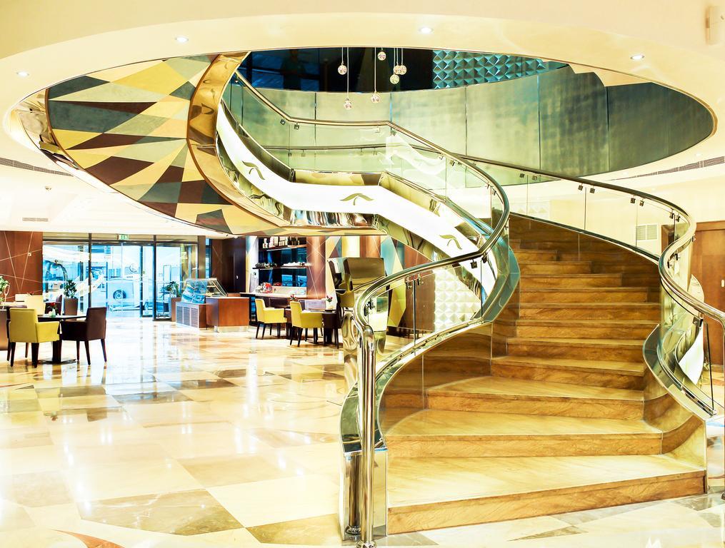 Halo Hotel Dubai Eksteriør billede