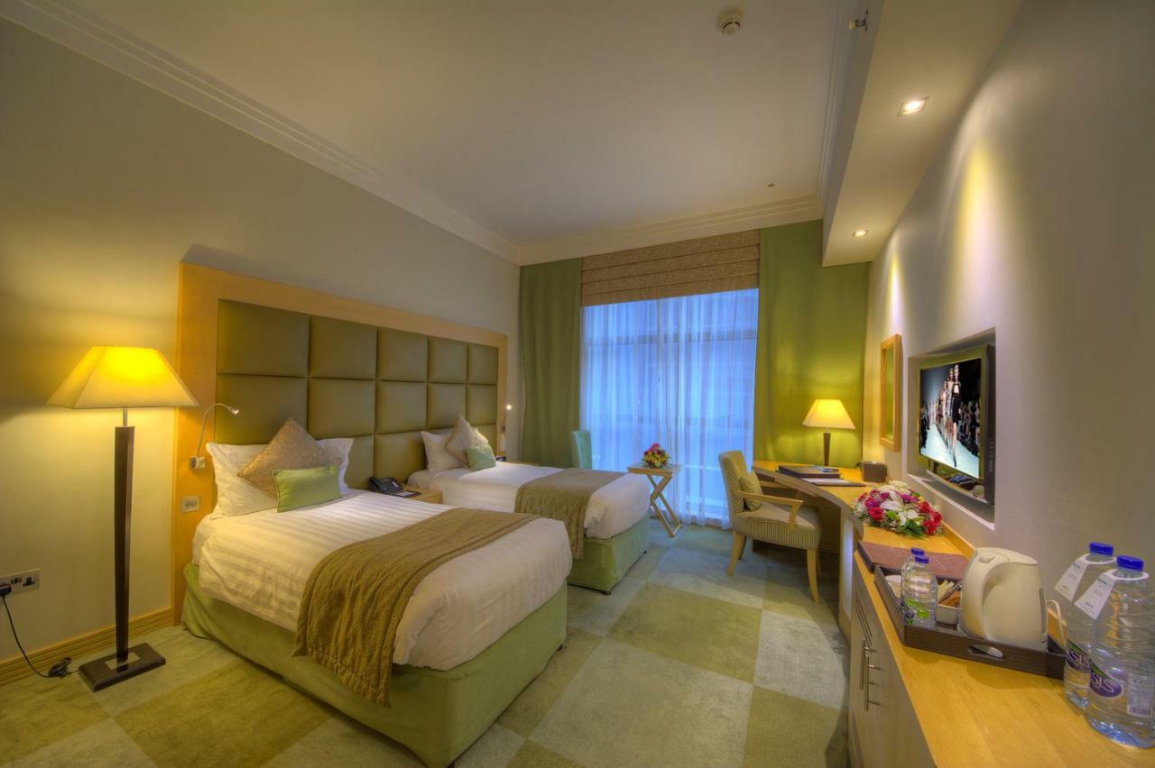 Halo Hotel Dubai Eksteriør billede